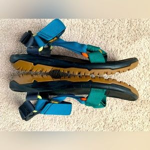 Mens teva sandals